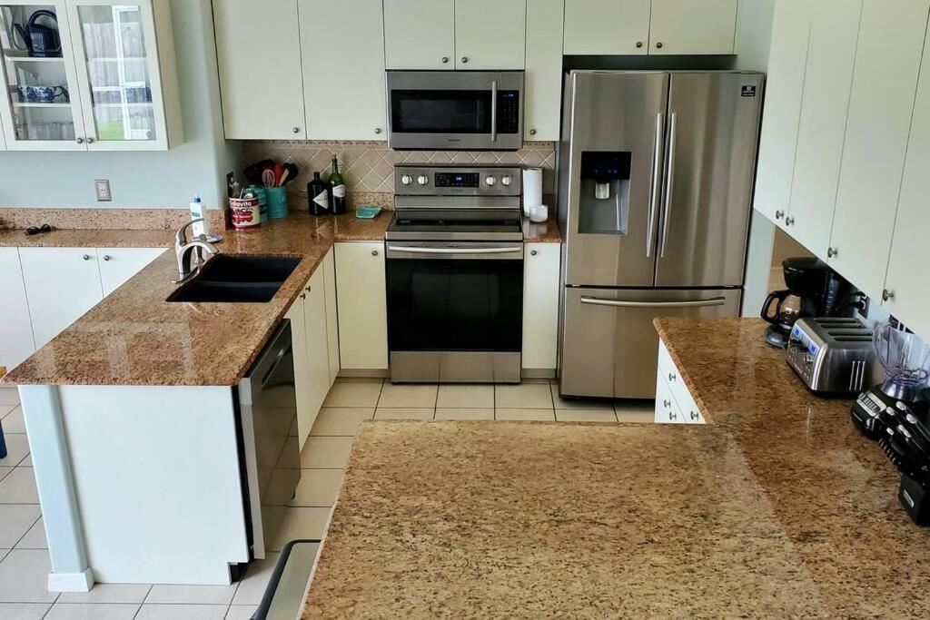 Our Beautiful Florida Vacation Home With Heated Pool Port St. Lucie Kültér fotó