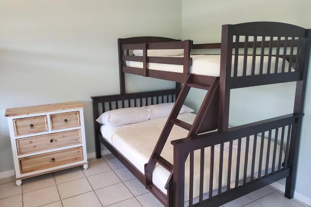 Our Beautiful Florida Vacation Home With Heated Pool Port St. Lucie Kültér fotó